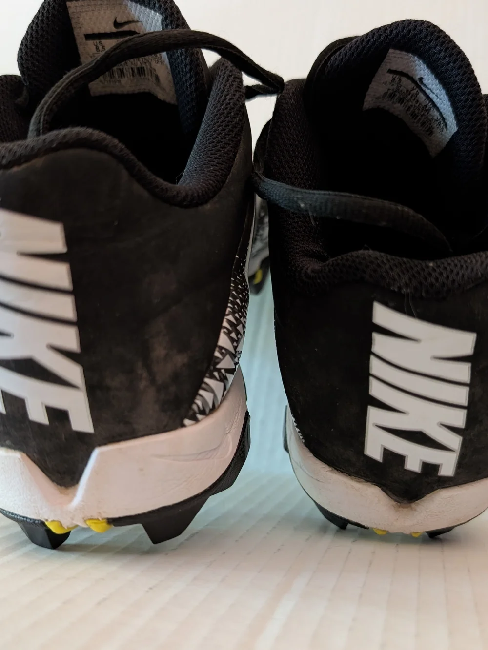 Nike Vapor Shark 2 Football Cleats, Sz 8.5
